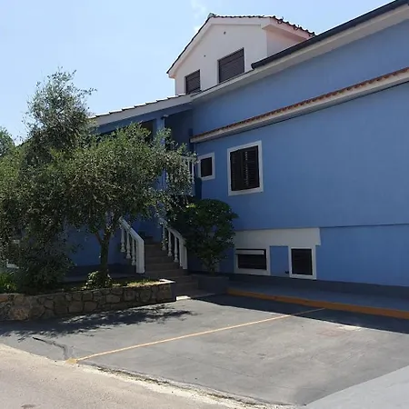 Apartment Marusic Lopar