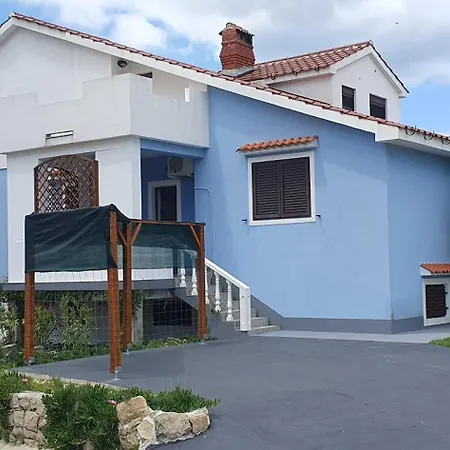 Apartment Marusic Lopar