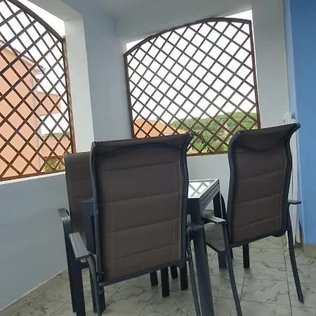 Apartment Marusic Lopar