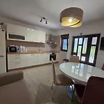 Apartament Marusic *